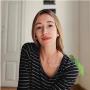 Instructora de yoga y bailarina / Yoga instructor and dancer